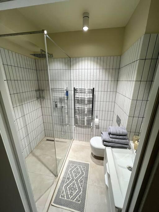 2 Bedroom On Ismail Corner Stefan Cel Mare, New Apartment, Chisinau Center! Εξωτερικό φωτογραφία
